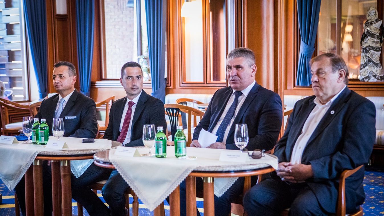 Százmilliós támogatást kapott a Herendi Porcelánmanufaktúra
