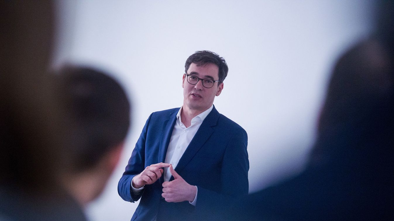 Újabb fordulat a főpolgármester nyelvvizsgaügyében