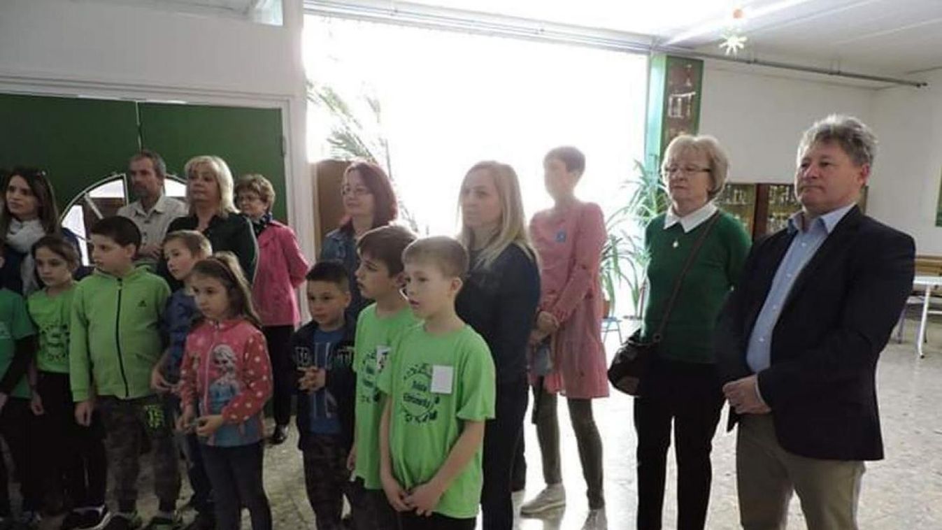 30 éves jubileum Ajkán a Fekete István-Vörösmarty iskolában