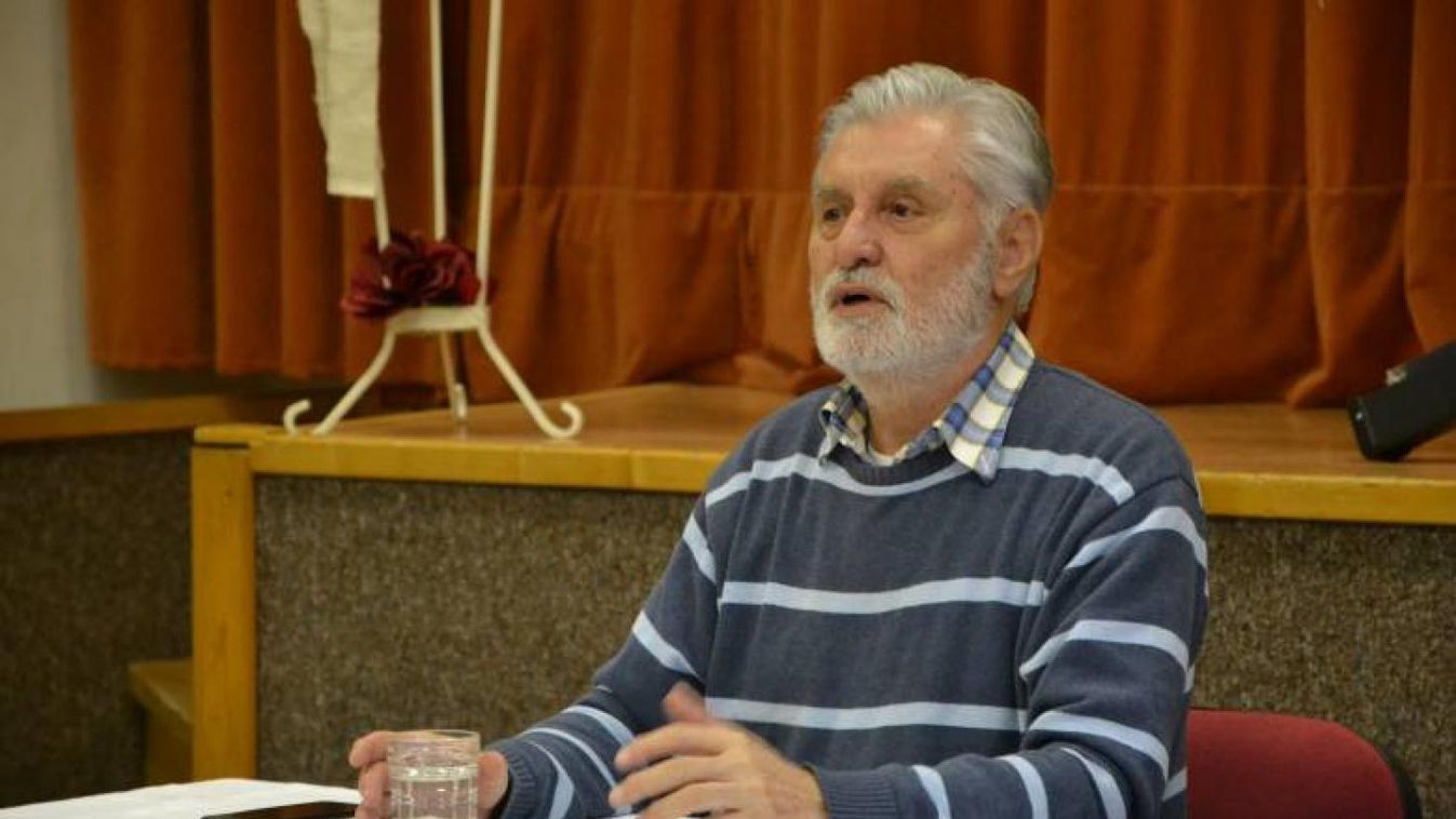 Máig kérdés, hogy mit kezdjünk Trianonnal