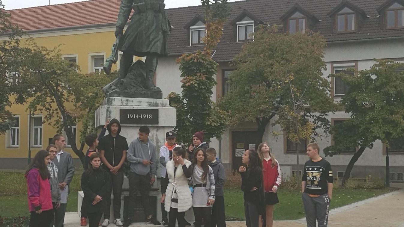 Elsők lettek gyaloglásban a sérült tapolcai diákok