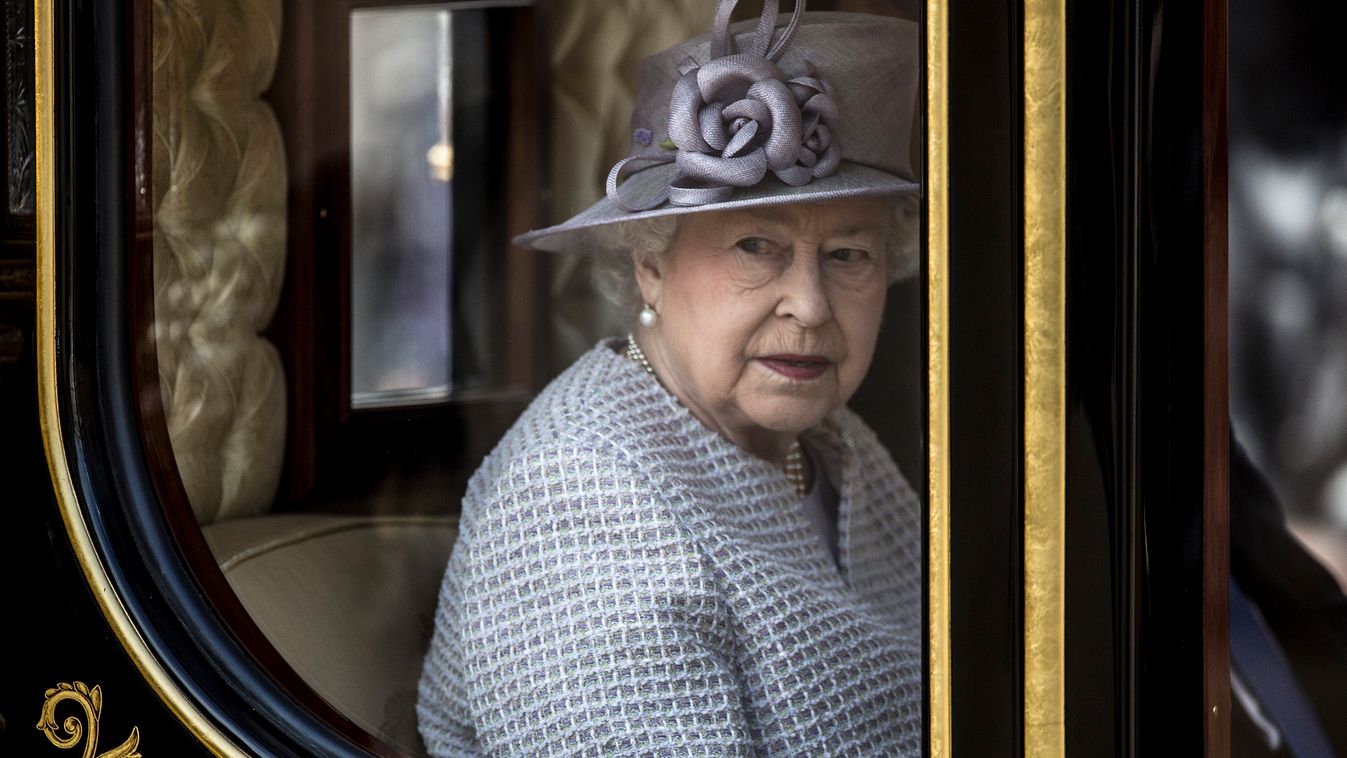 II. Erzsébet eddig csak Dianának engedte azt, amit most Meghan hercegnének