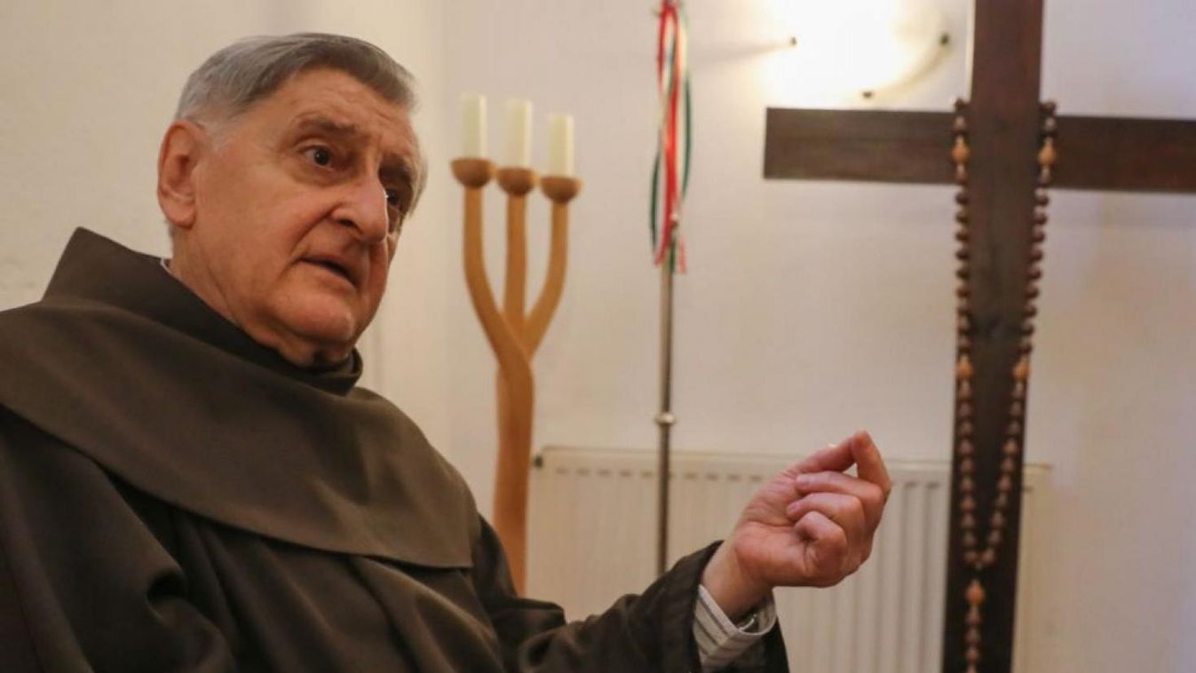 A szerzetes Isten vonzásában él – Széchenyi-díjat kapott Barsi Balázs ferences szerzetes