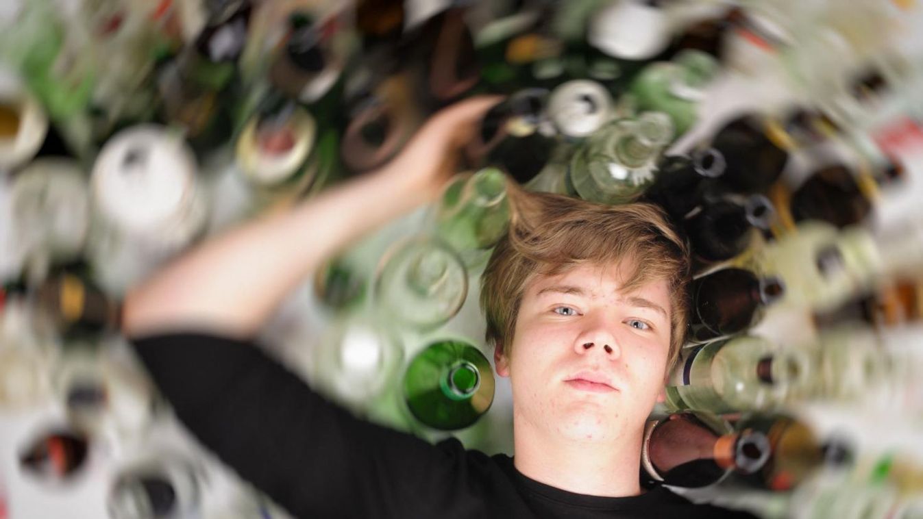 A kamasz ne igyon alkoholt!