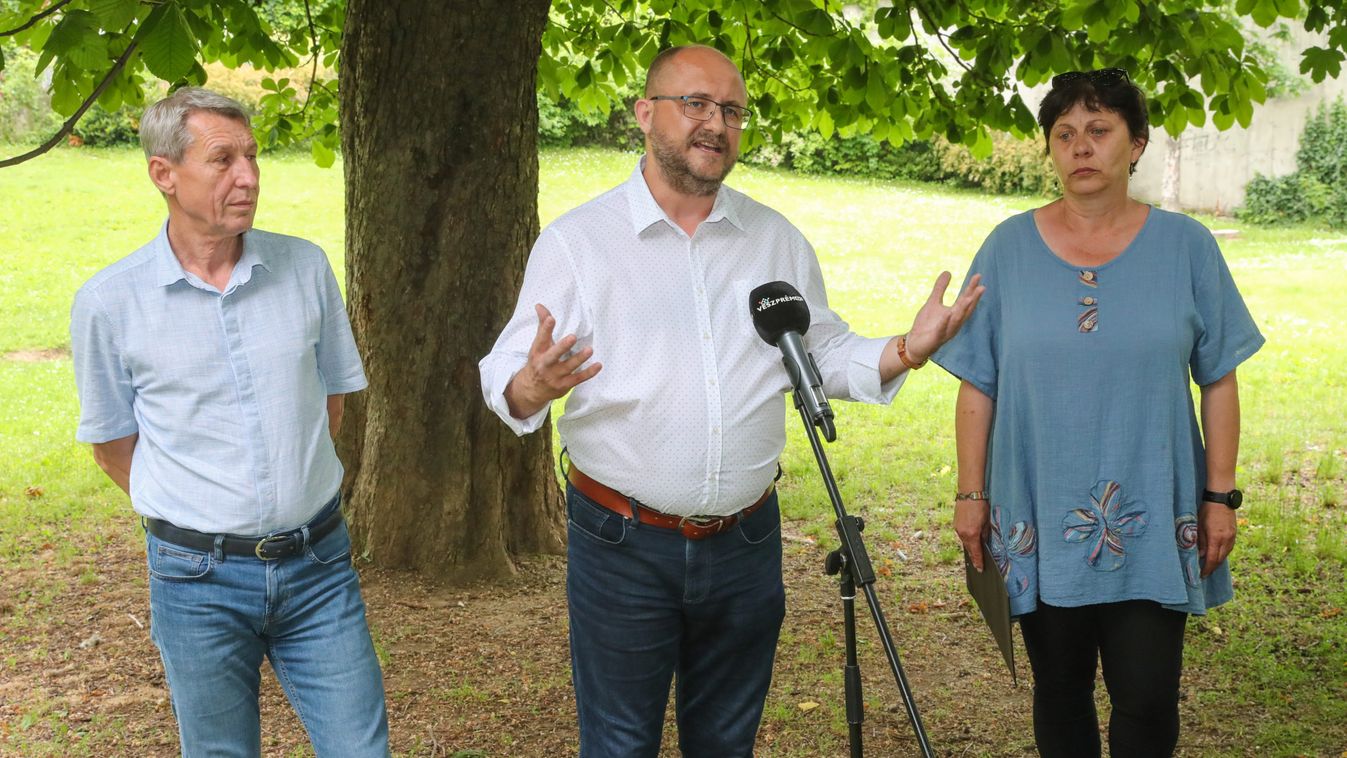 Közösségi oldalt hoztak létre veszprémi ellenzéki képviselők