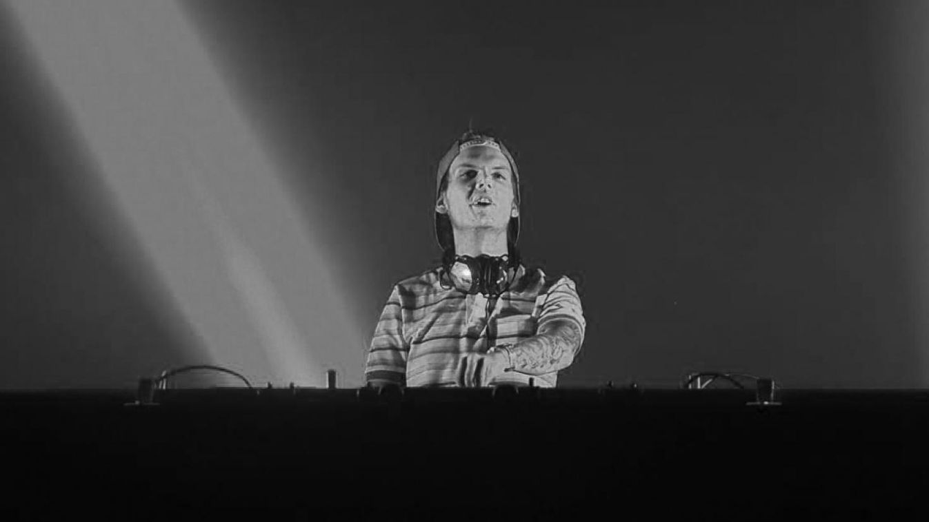 Jótékonysági koncerttel tisztelegnek Avicii emléke előtt (videó)