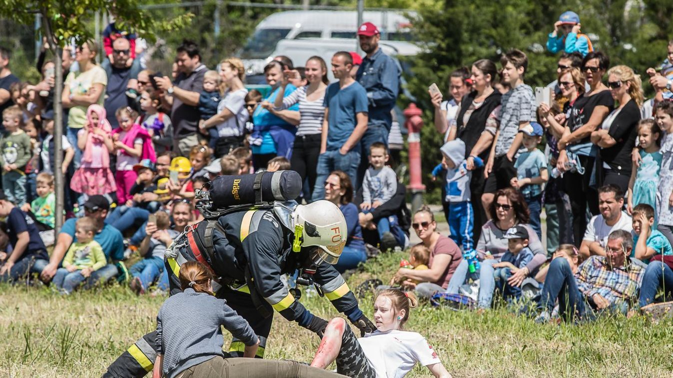 Családi nap a balatonfüredi tűzoltóknál
