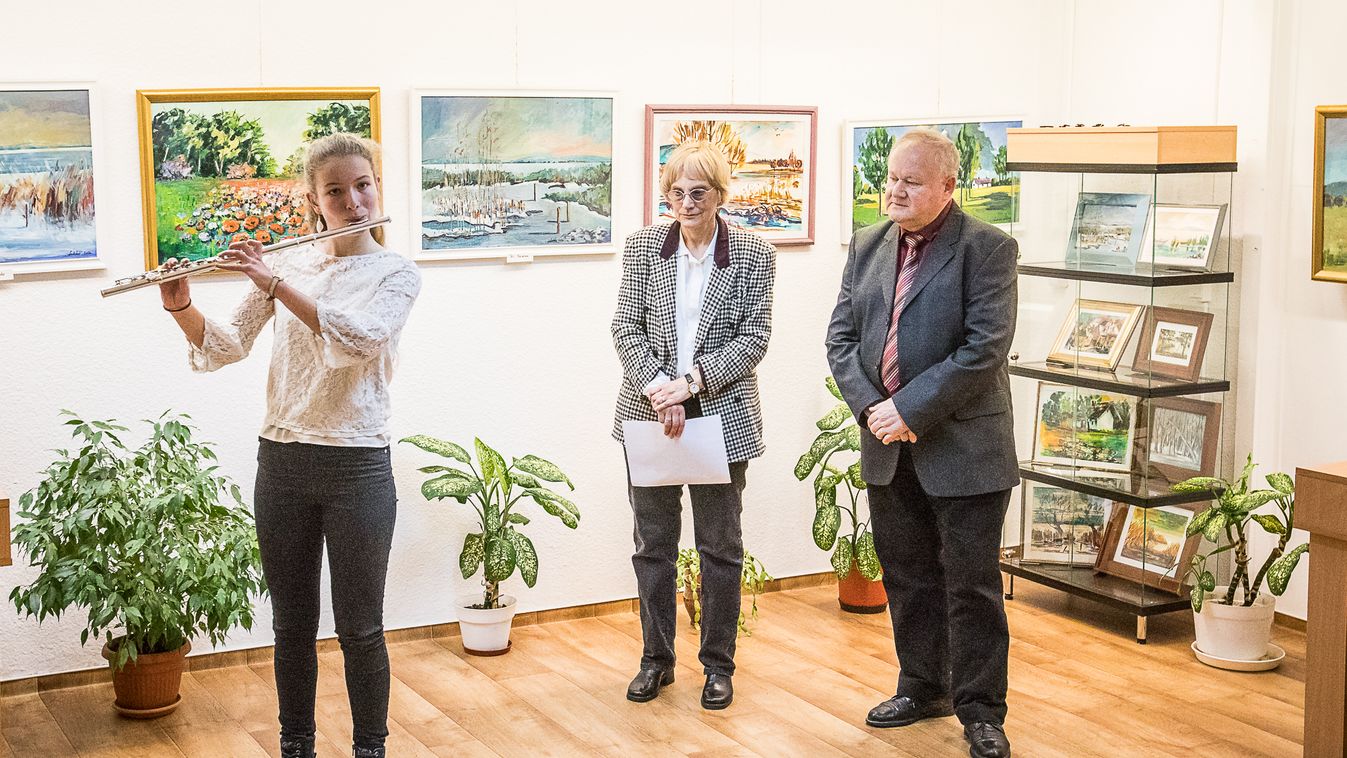 Lukács László festményeiből nyílt kiállítás Veszprémben