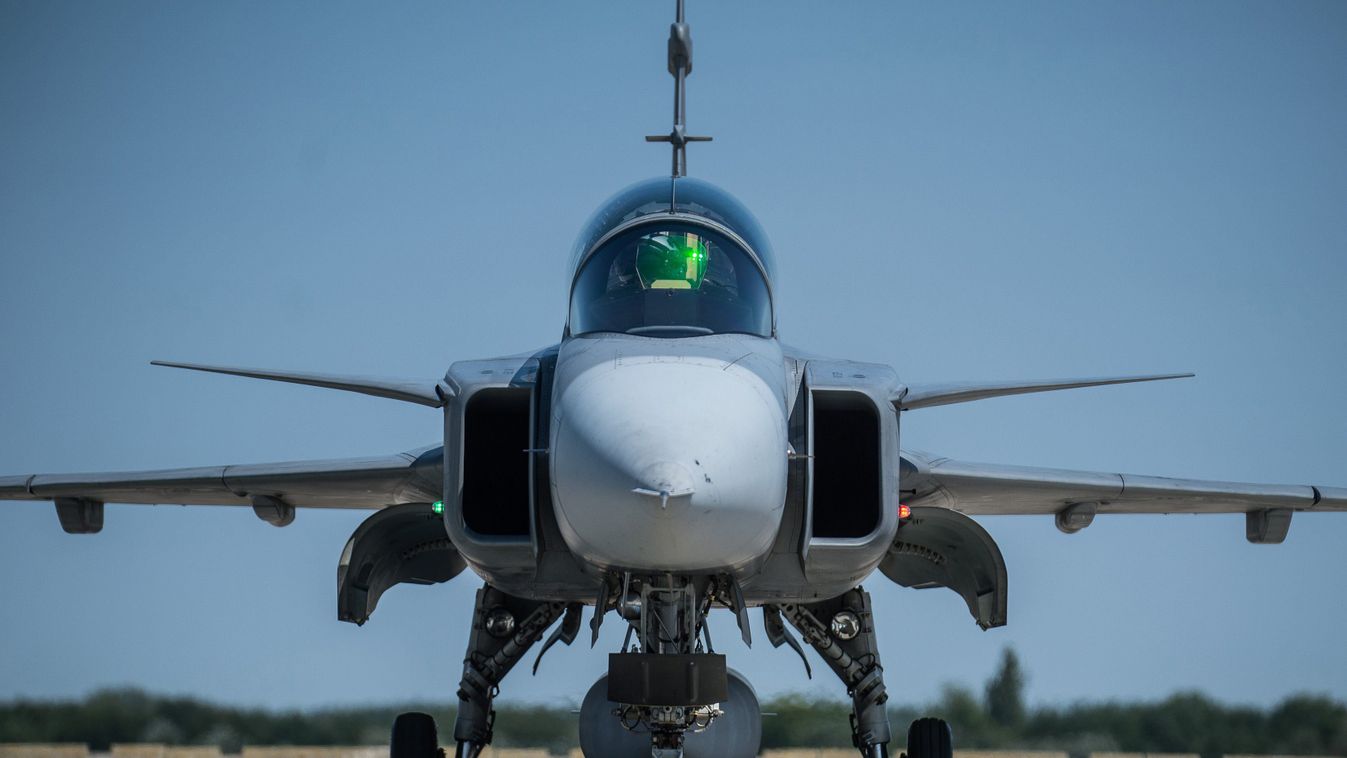 Helikopterek és vadászgépek töltik meg a légteret Veszprém megyében