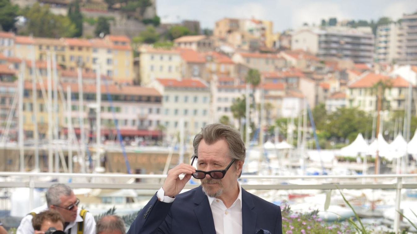 Haláli thrillerben tér vissza Gary Oldman