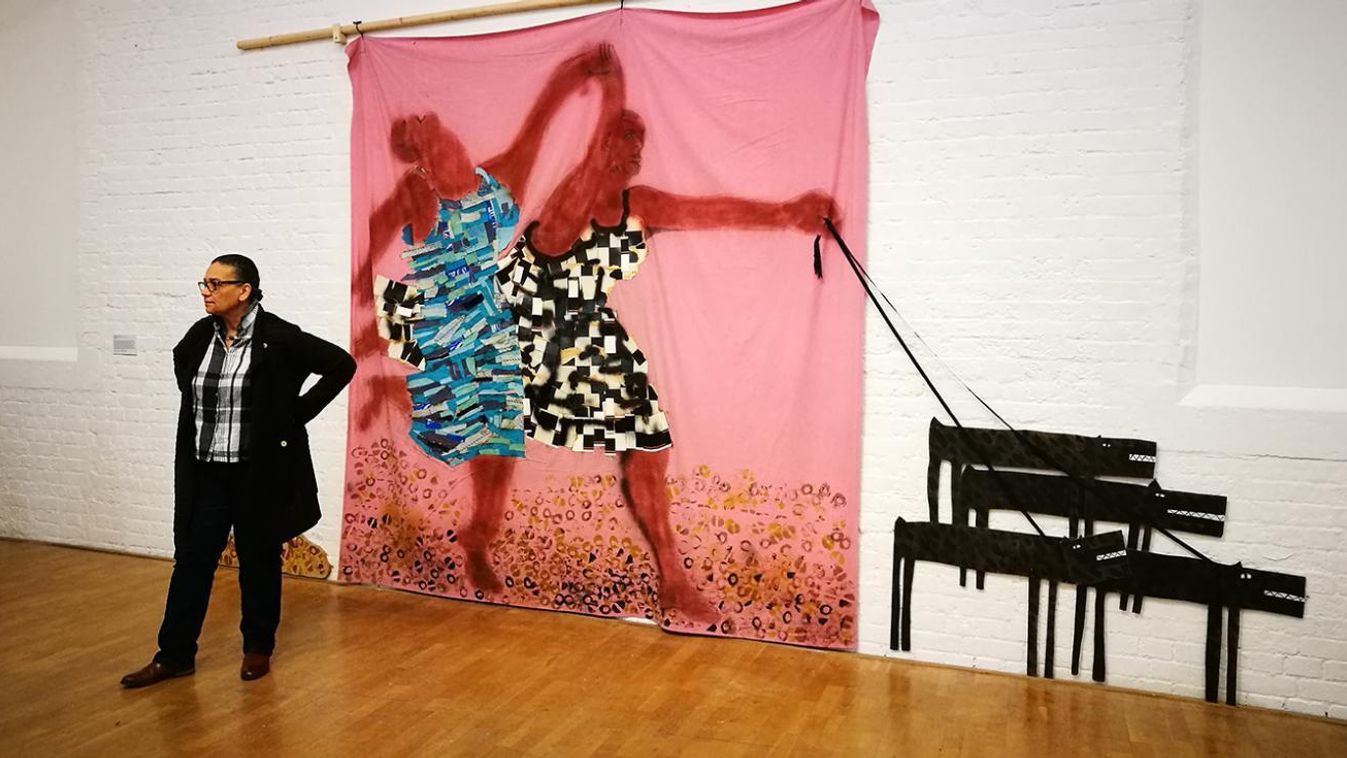 Lubaina Himid festőművész a Turner-díj idei kitüntetettje