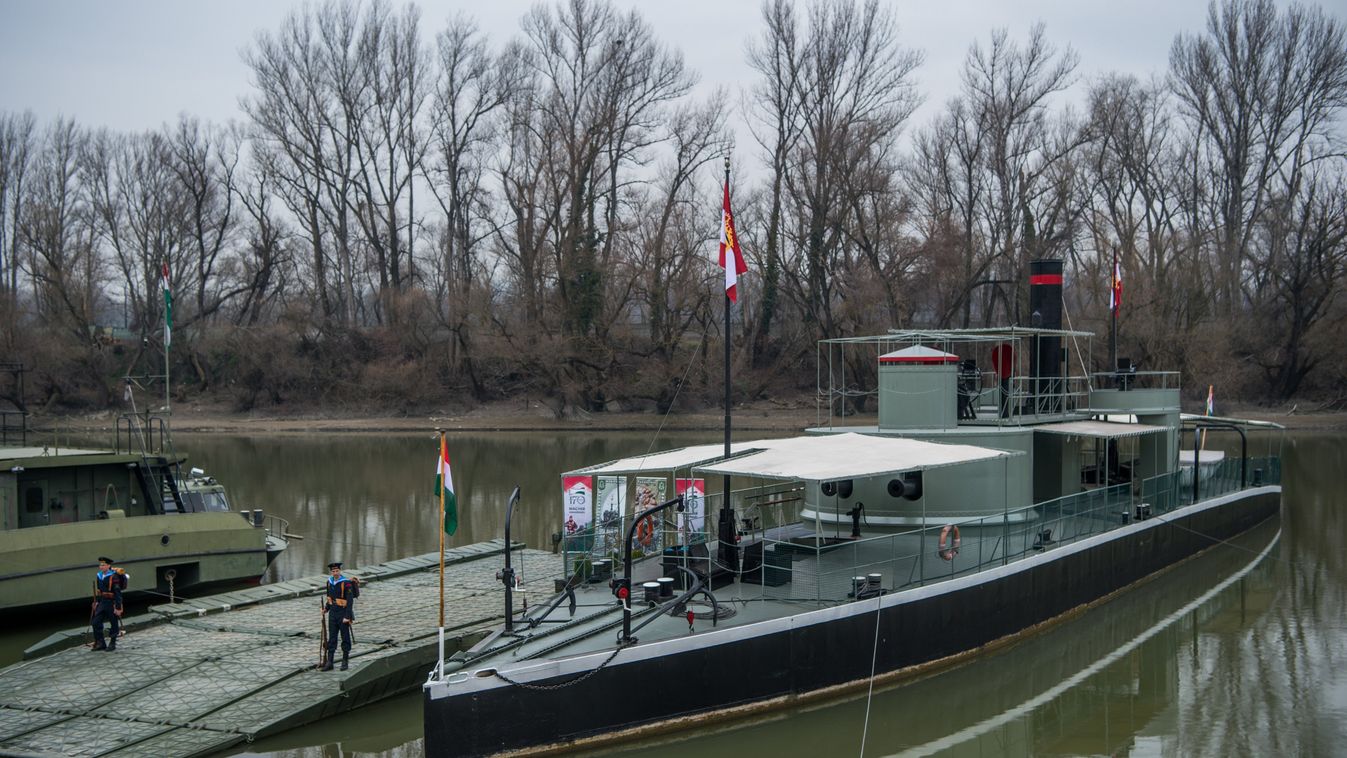 Ismét látogatható a Lajta Múzeumhajó a Parlamentnél