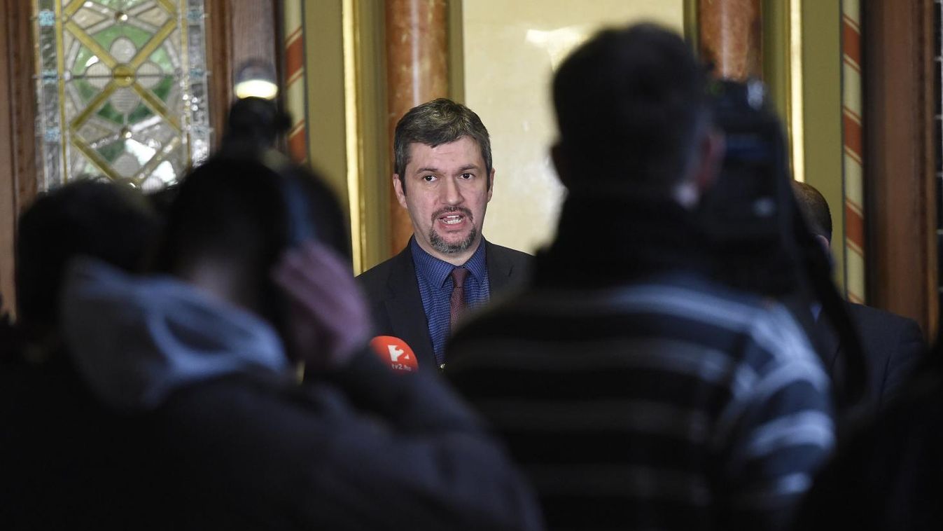 „Hadházy sanyargatta az apámat!”