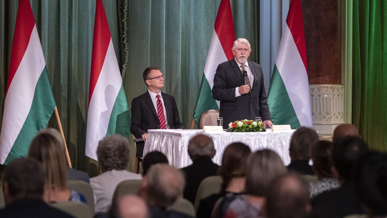 A Pannon Egyetem négy oktatója is kitüntetést vehetett át