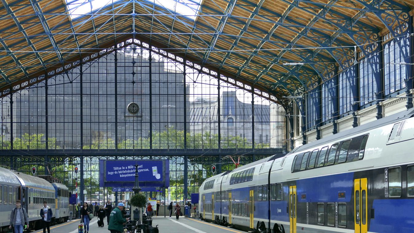 Számos vasútvonalon indul több vonat