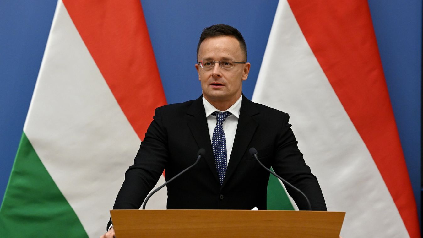 Szijjártó Péter a Russia Today-nek adott interjút (videó)