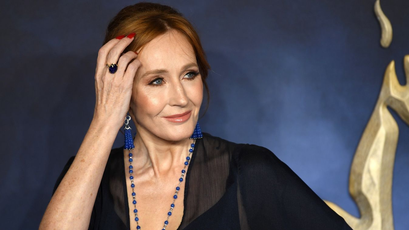 Inkább törölték az egészet, hogy ne J.K. Rowling nyerjen az év embere szavazáson