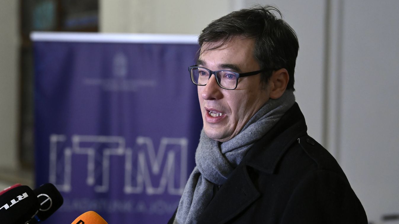 Több száz embert rúgtak ki Karácsony Gergelyék a fővárosi cégektől