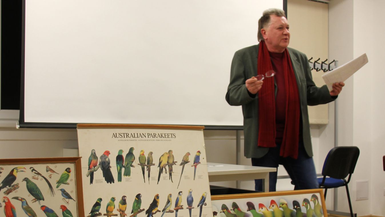 A veszprémi díszmadártartók rajongással fogadták a szakma legendáját