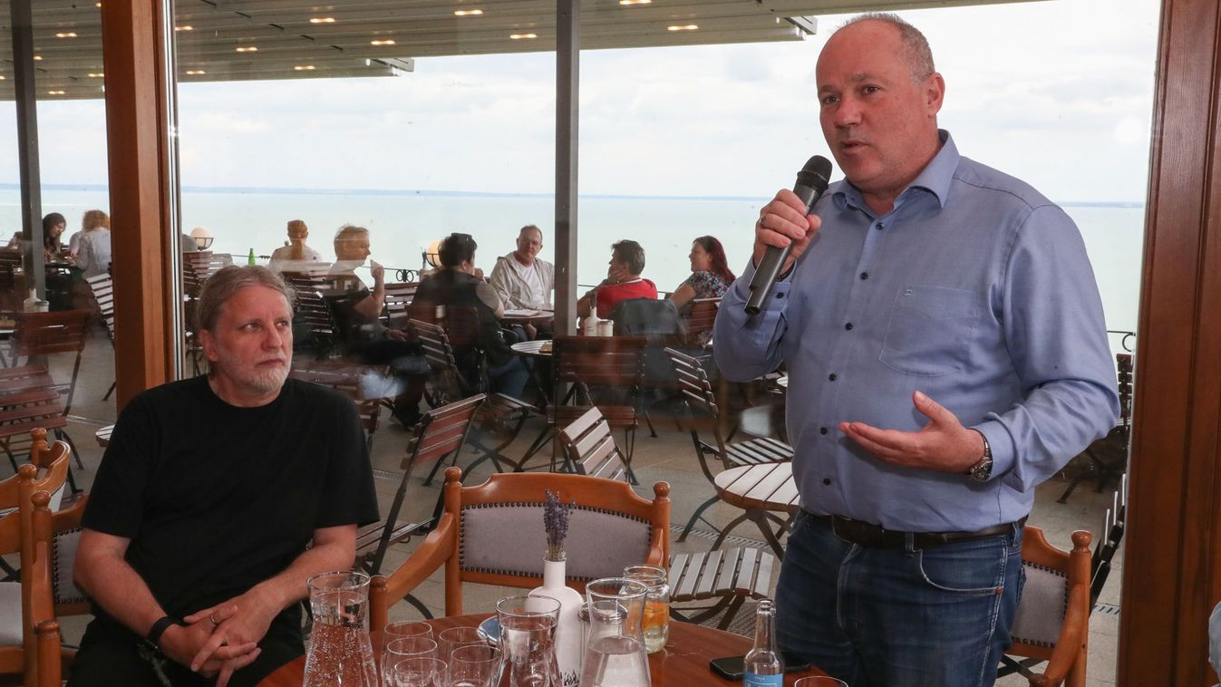 Kiállítás Tihanyban: különleges fotókon a természet csodái