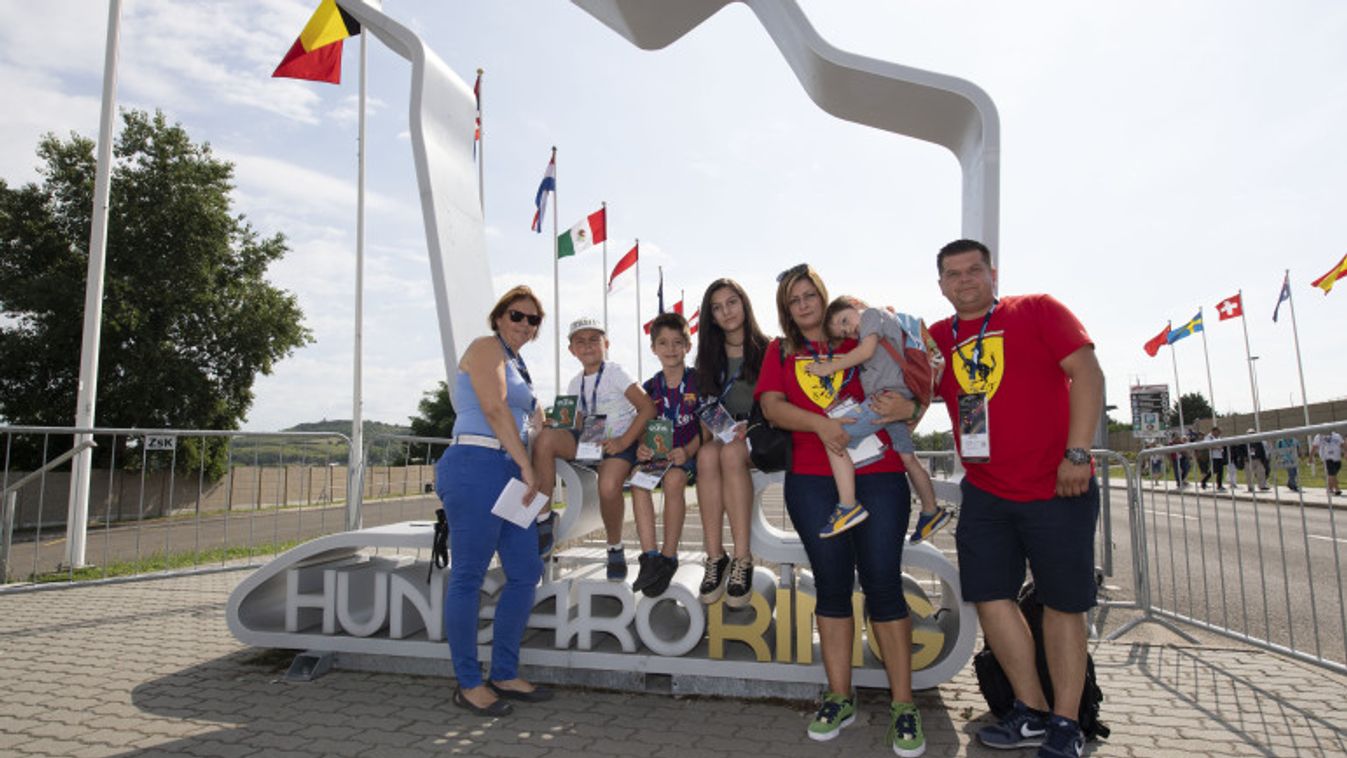 Formula 1-es jegyeket ajánl fel nagycsaládosoknak a HUMDA és a Hungaroring