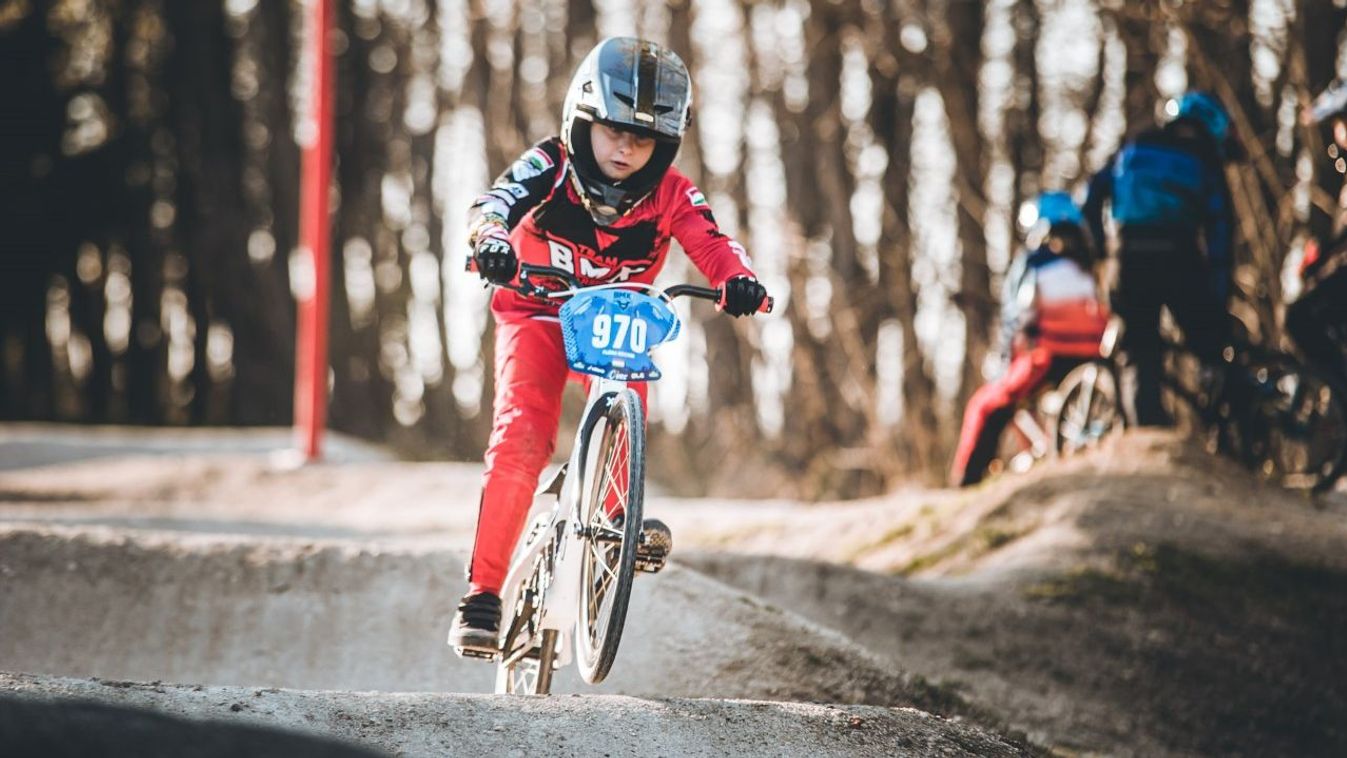 BMX-világbajnokságon indult az ajkai Reicher Flóra