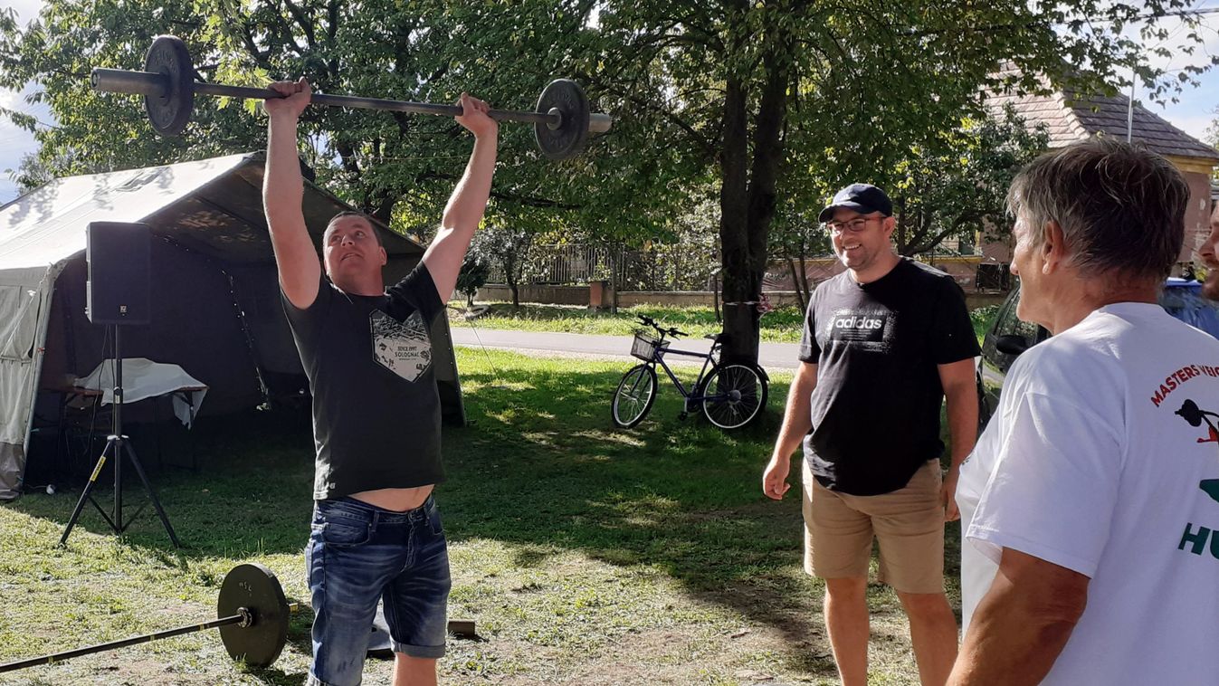 Jó hangulatban bográcsoztak Magyargencsen