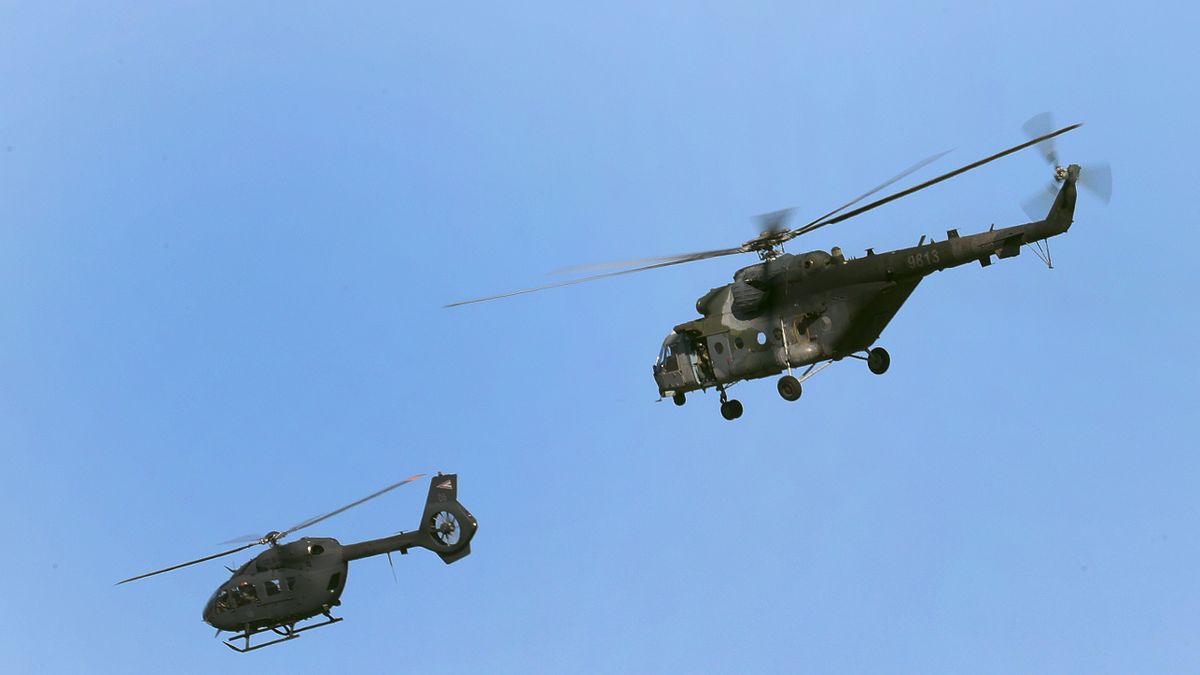 Helikopterharcászati gyakorlat kezdődik Pápán