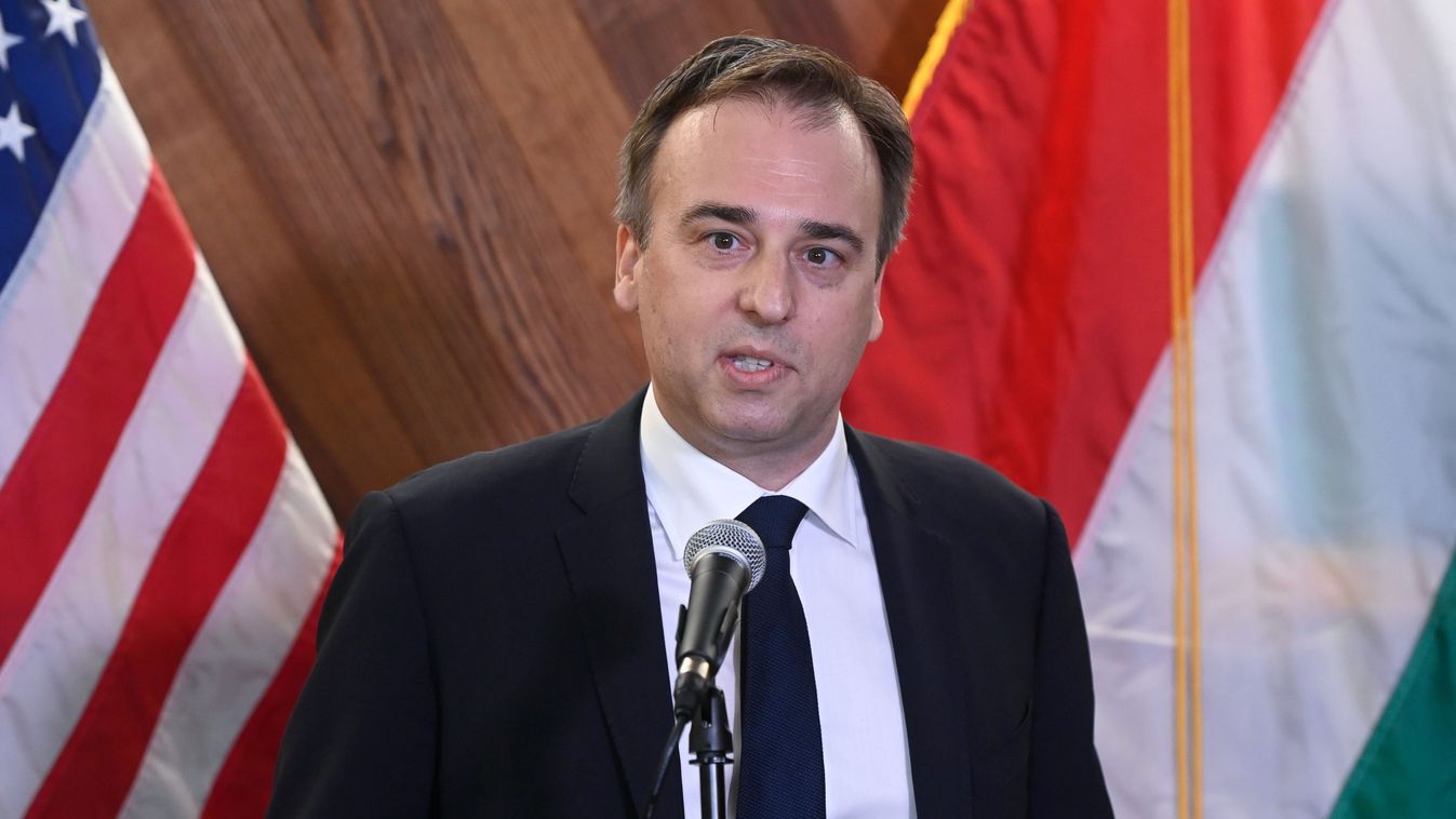 Szankciókkal fenyegetőznek a dollármédián keresztül az amerikaiak