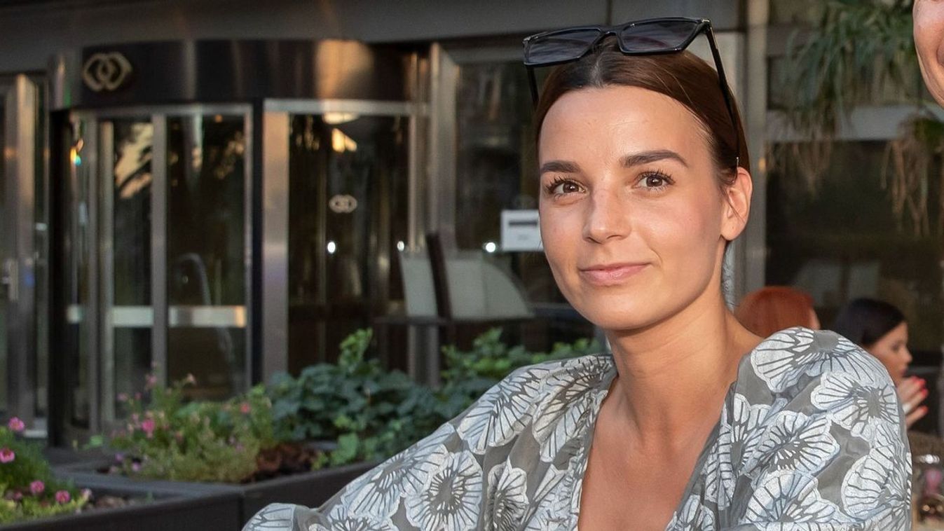 Az ügyeletre kellett szaladni Berki Mazsi kislányával