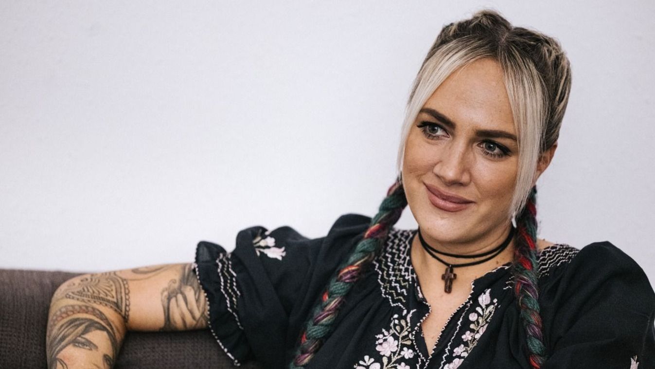 Anyukáját és a kislányát is megmutatta Tóth Gabi