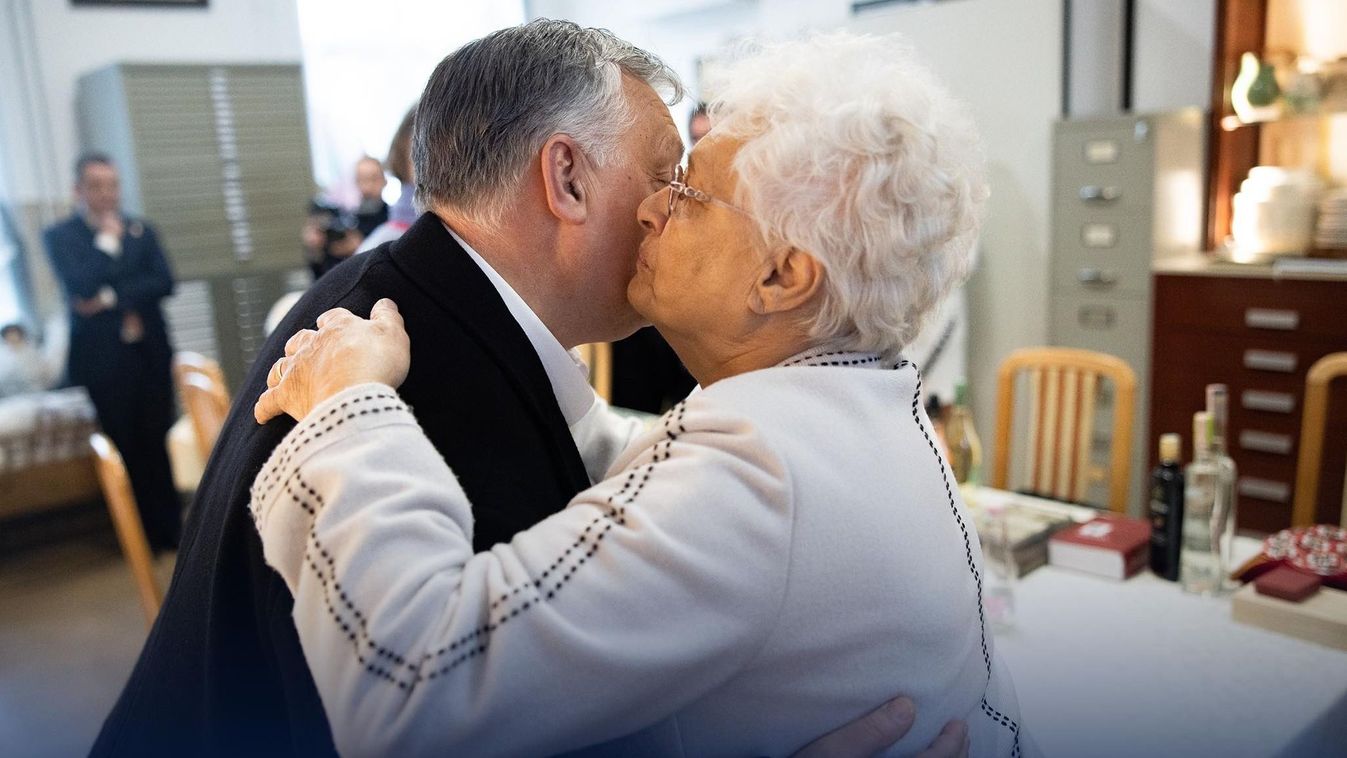 Orbán Viktor: boldog anyák napját!