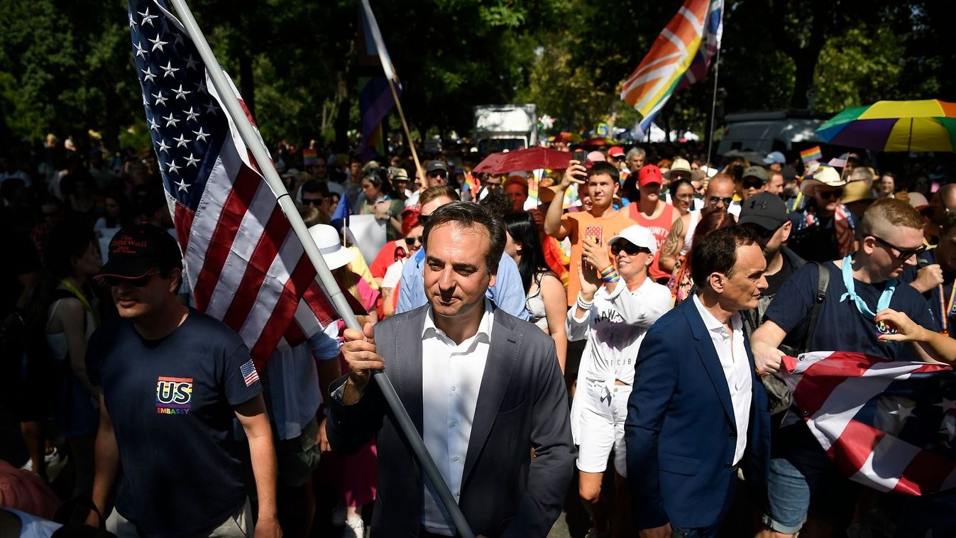 Ellenzéki politikusok is feltűntek David Pressman Pride-piknikén