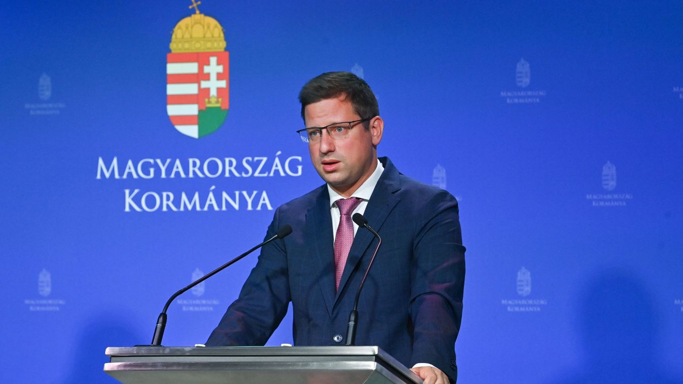 Gulyás Gergely: Brüsszel 800 milliárd forinttal tartozik a magyar tanároknak (videó)