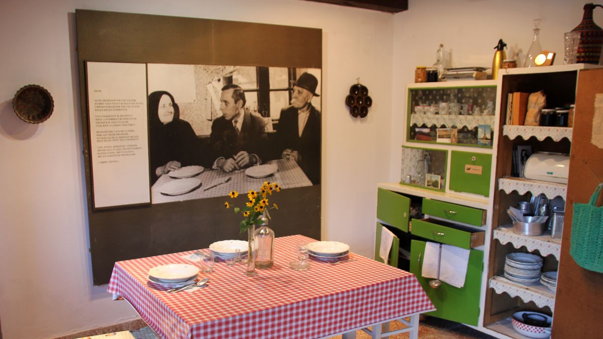 Simon István közel ötven éve hunyt el, de emlékét őrzi az utókor