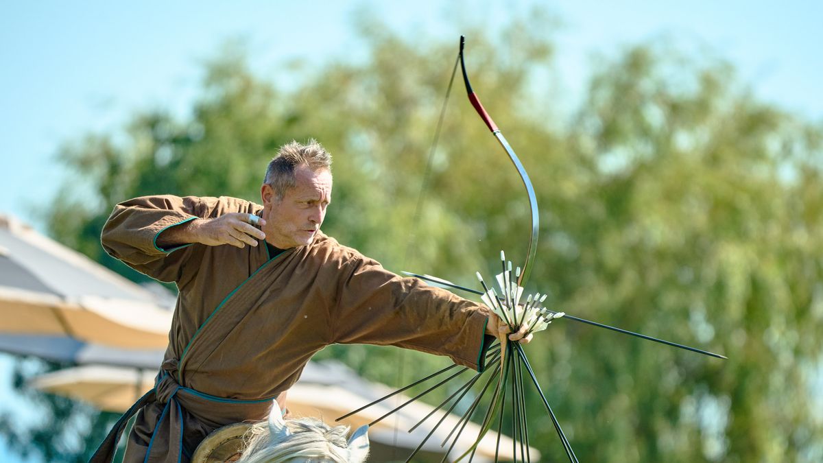 Izgalom tetőfokon: világbajnok sportolók borzolták a kedélyeket a Balatonnál