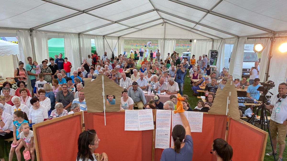 Olaszfaluba hazalátogatók első könnyezőórája