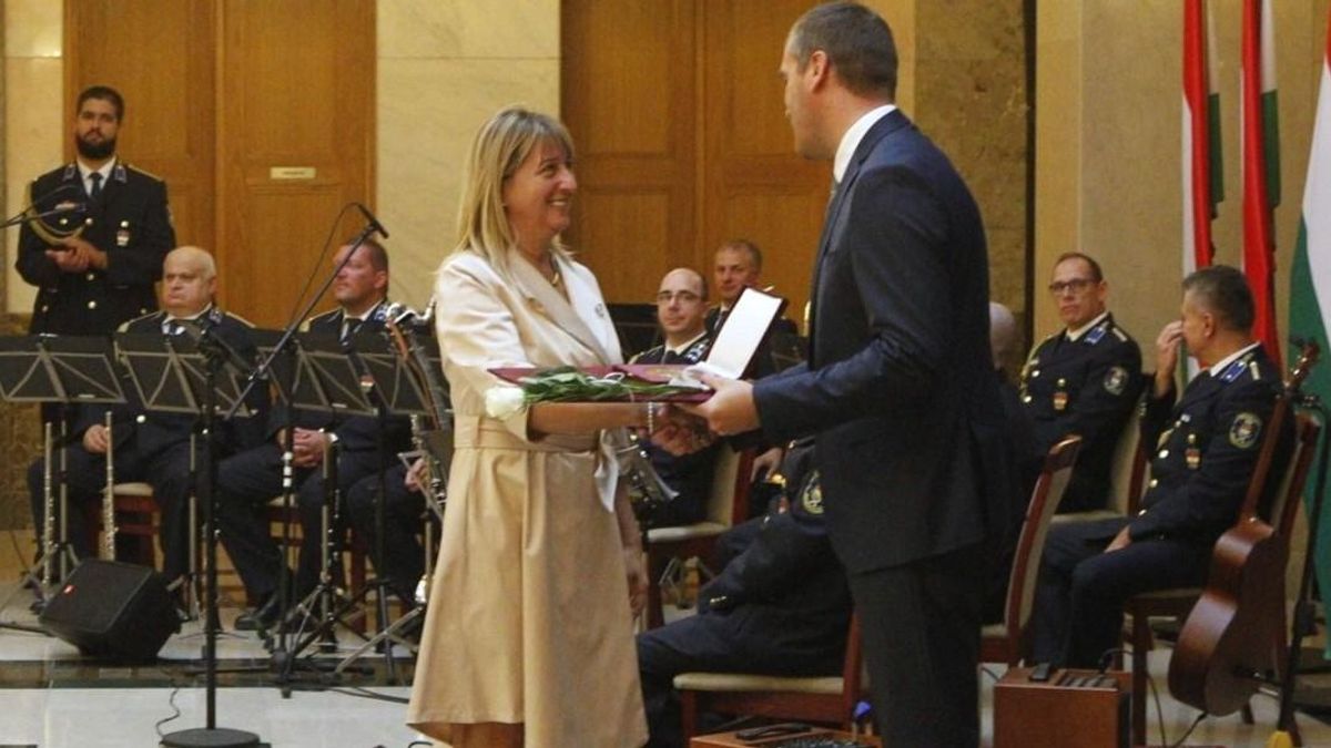 Várpalota polgármesterét és Füred címzetes főjegyzőjét is kitüntette a belügyminiszter