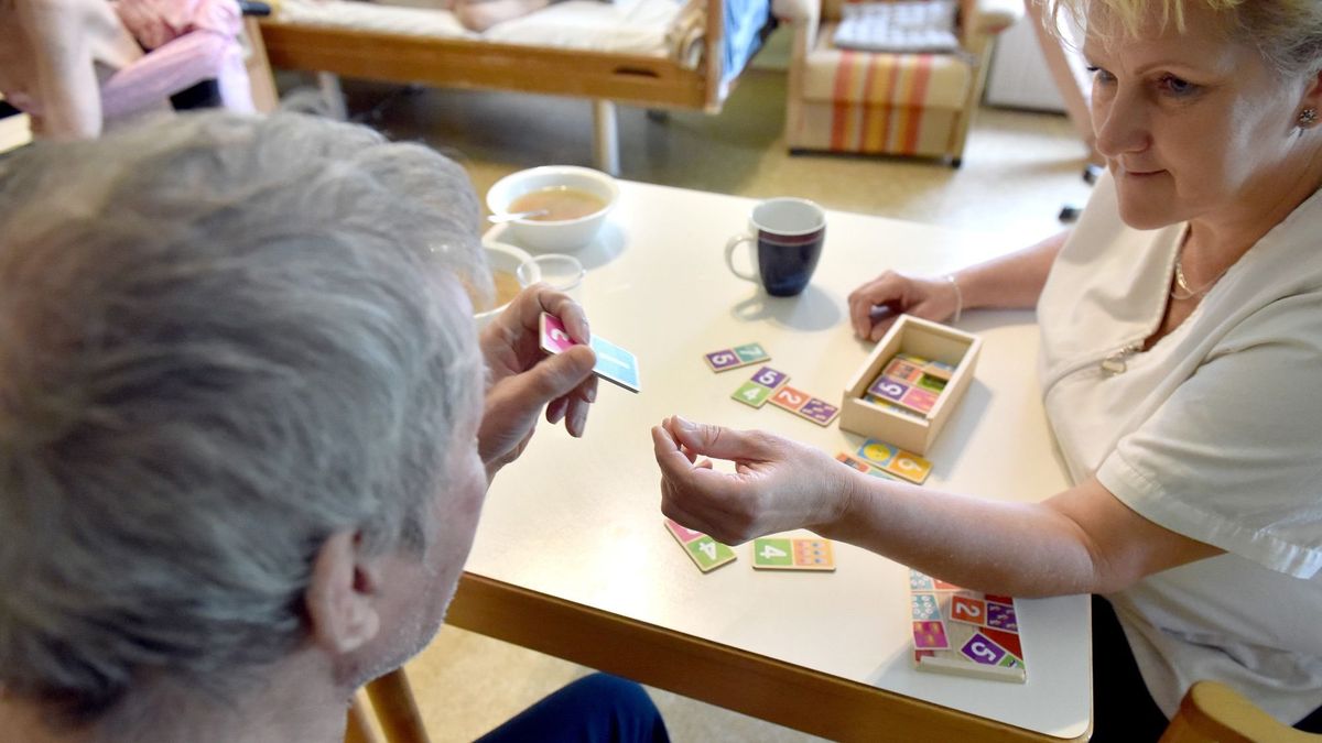 Demencia-akciótervet terjeszt a kormány elé a Kulturális és Innovációs Minisztérium