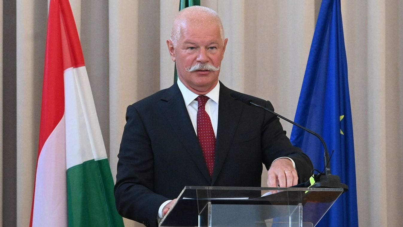 Csák János Jordániában és Izraelben tárgyalt