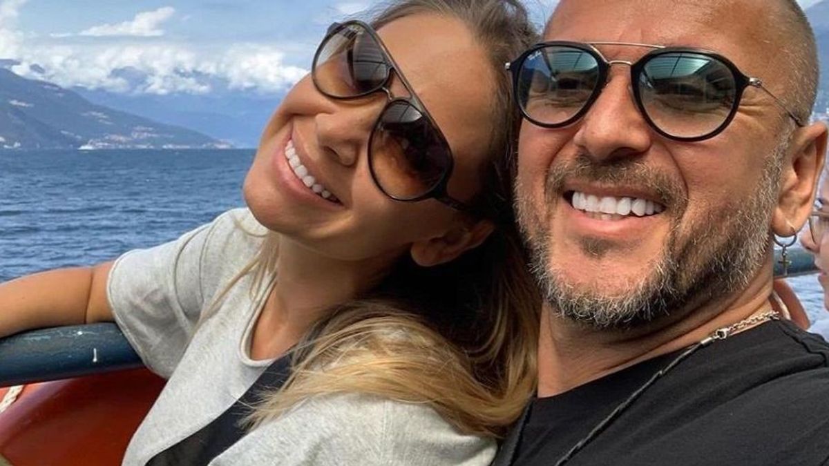 Nem akármivel lepte meg Majka a feleségét szülinapjára