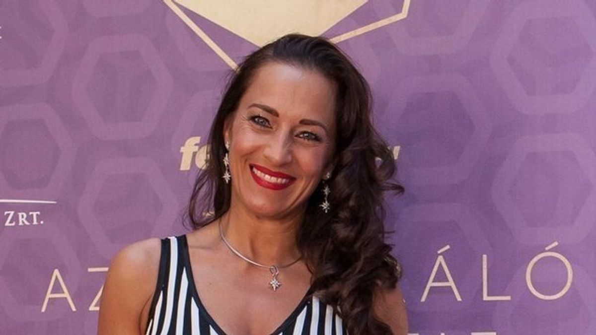 Lélegzetelállító fotó: falatnyi bikiniben napozott Fésűs Nelly