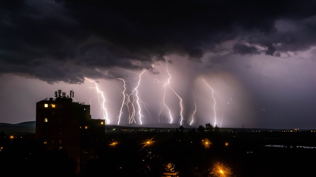 Hidegfrontok szakították meg a nyárias meleget