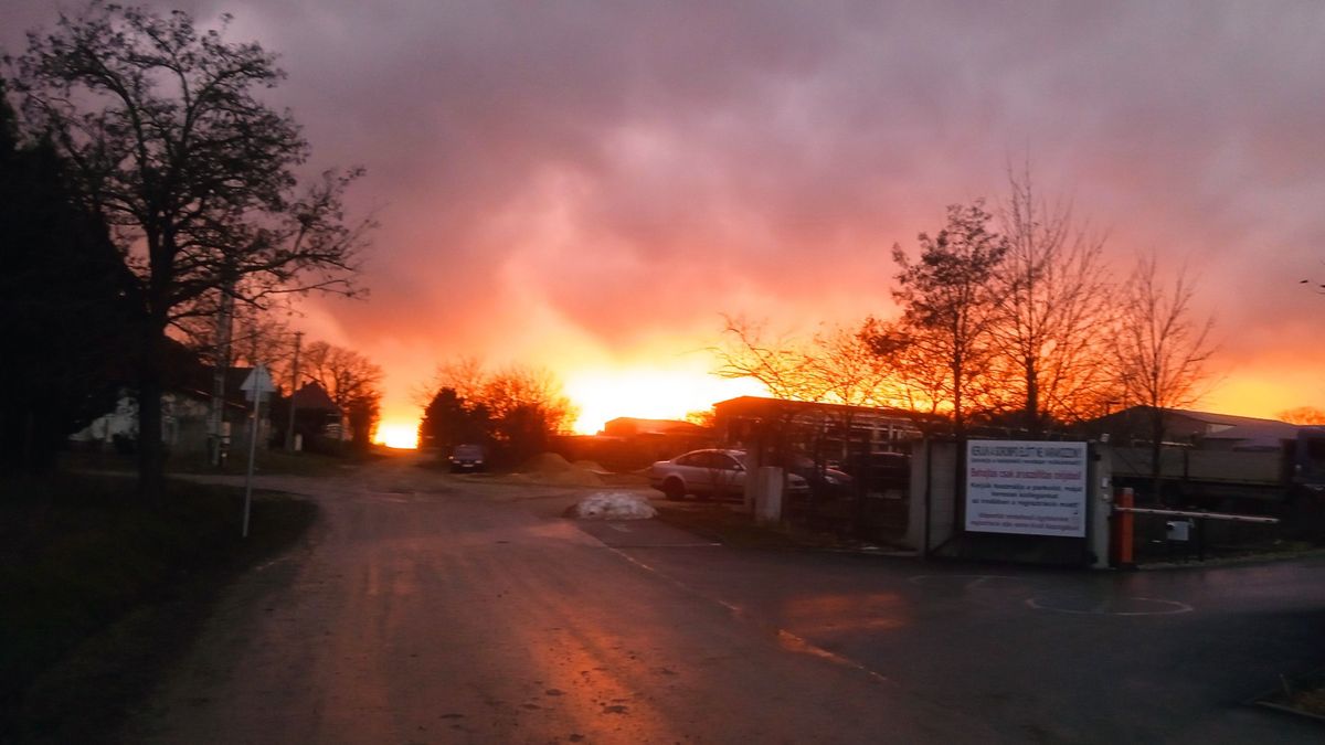 Tűz a falu végén vagy optikai átverés?