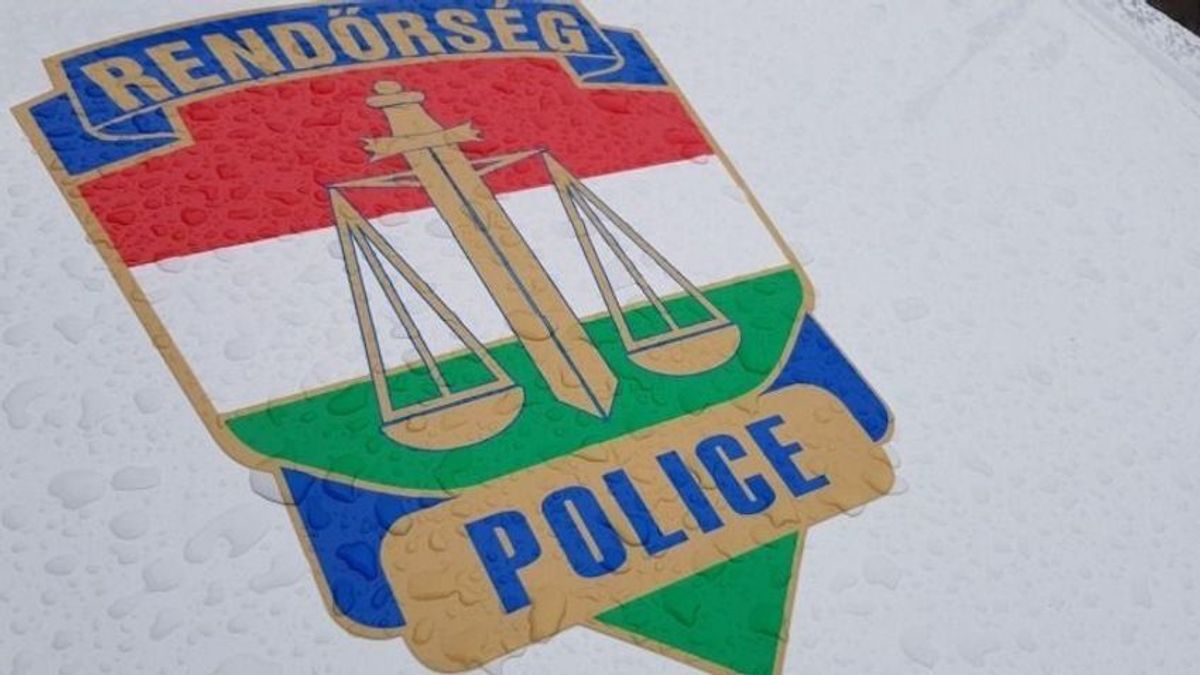 Elképesztő pofátlanság: a rendőrség nevében küldenek üzeneteket a csalók