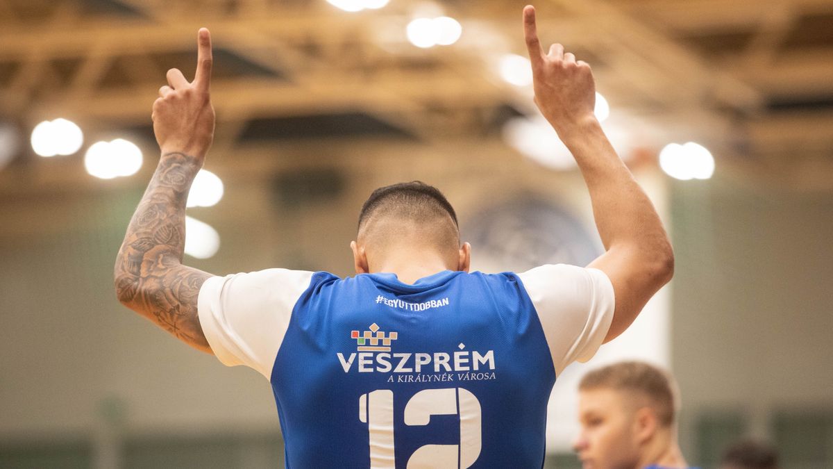 Váratlan vereség után állt élre a Veszprém