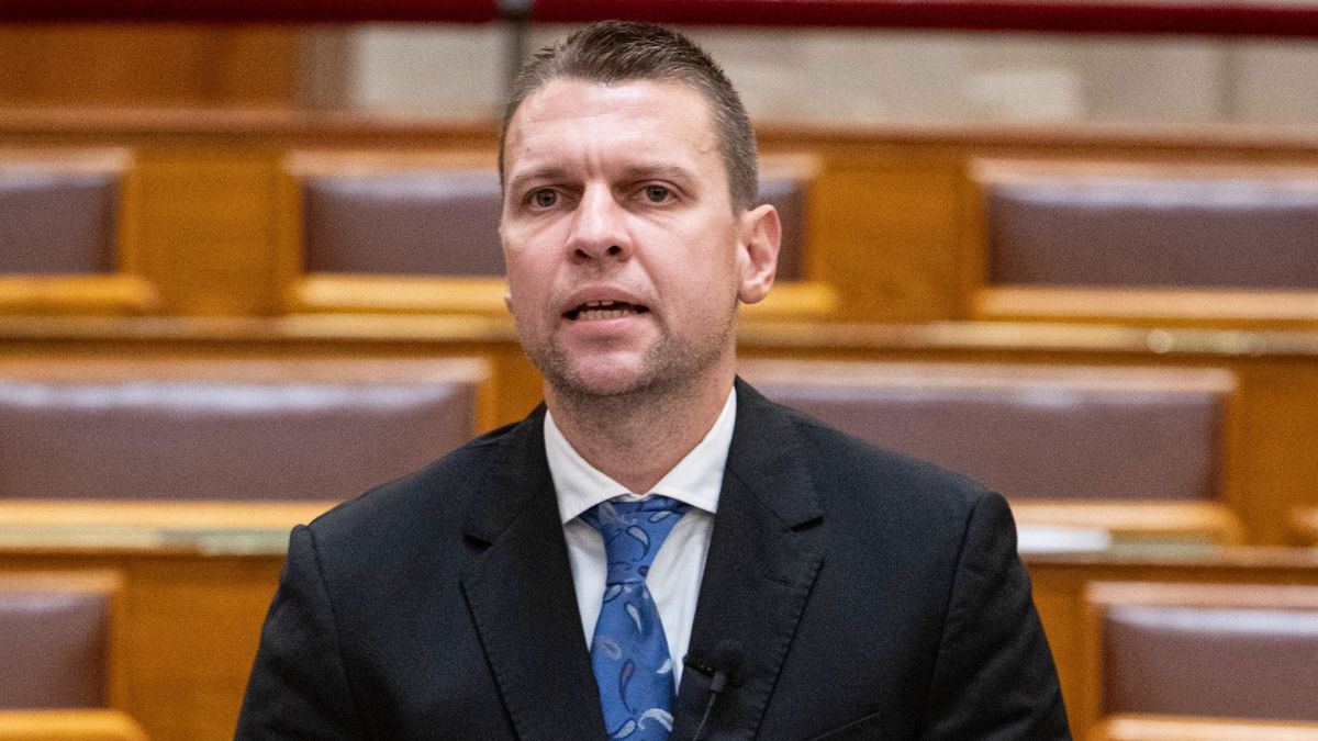 Menczer Tamás a baloldalhoz: sosem késő a békepárti álláspontra váltani (videó)