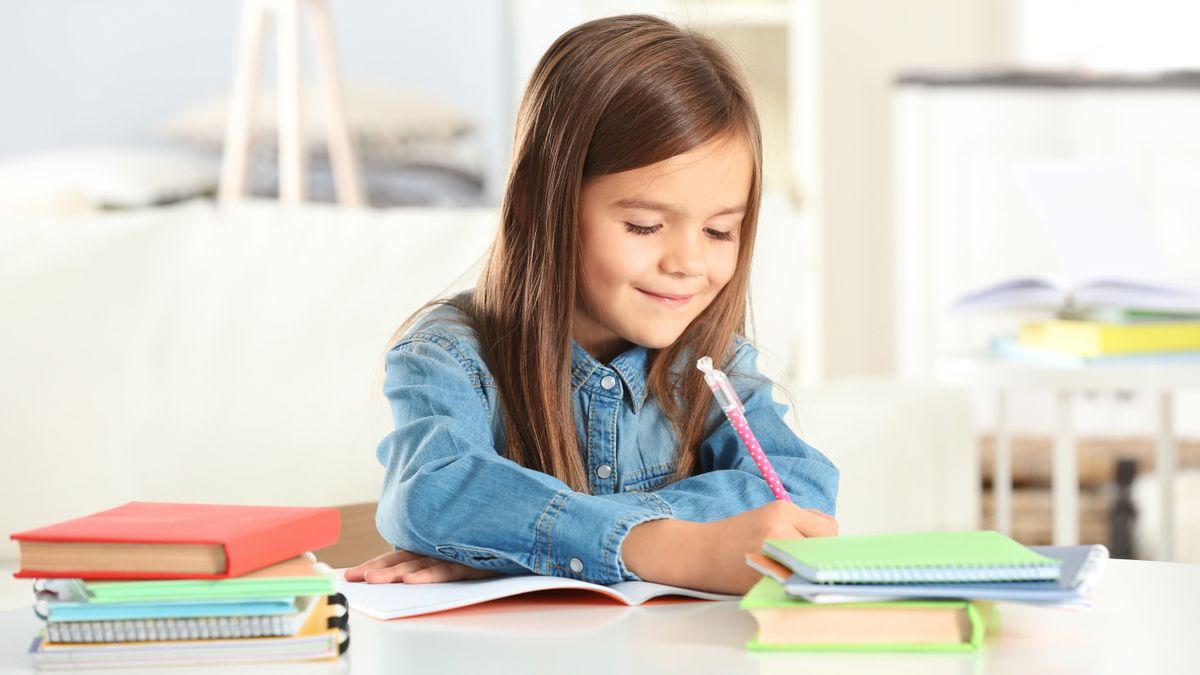 Több mint 1600 diák iskolakezdését könnyítette meg a Adni Öröm! iskolaszergyűjtő akció