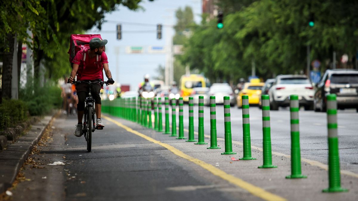 Wintermantel Zsolt: az átgondolatlan kerékpársávok miatt fokozódott a káosz Budapesten (videó)