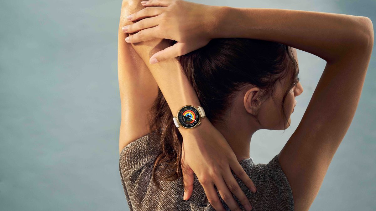 Stílusos, egészségközpontú és sportos okoseszközöket mutatott be a Huawei